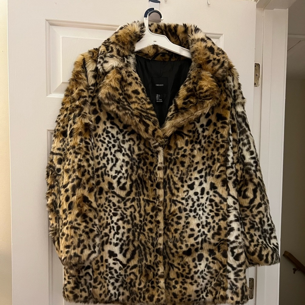 Faux Fur Leopard coat
